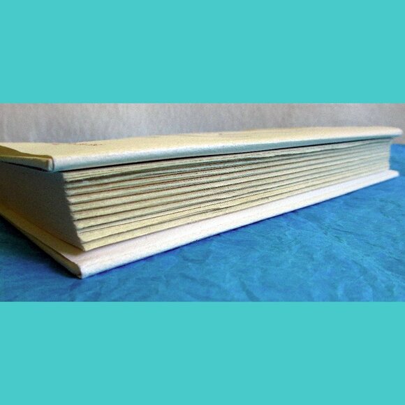 Book - Being Mortal: Medicine and What Matters in the End, by Atul Gawande - Picture 14 of 16